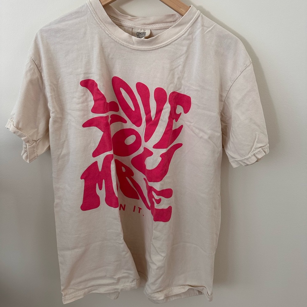 Graphic Tee - Size Large